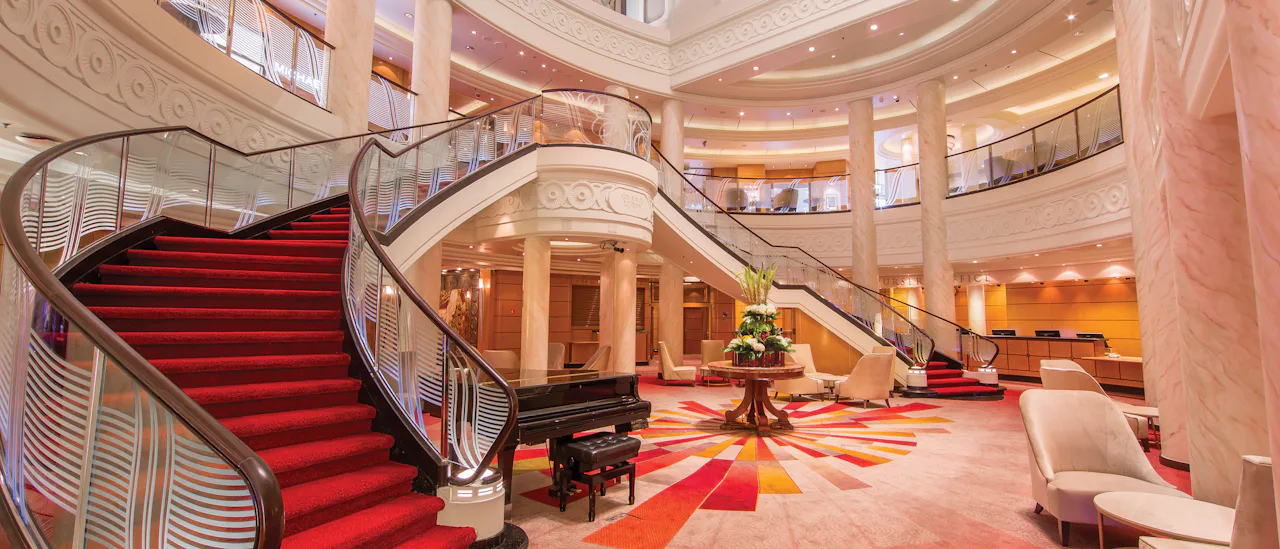 Grand Lobby – Queen Mary 2:s hjärta