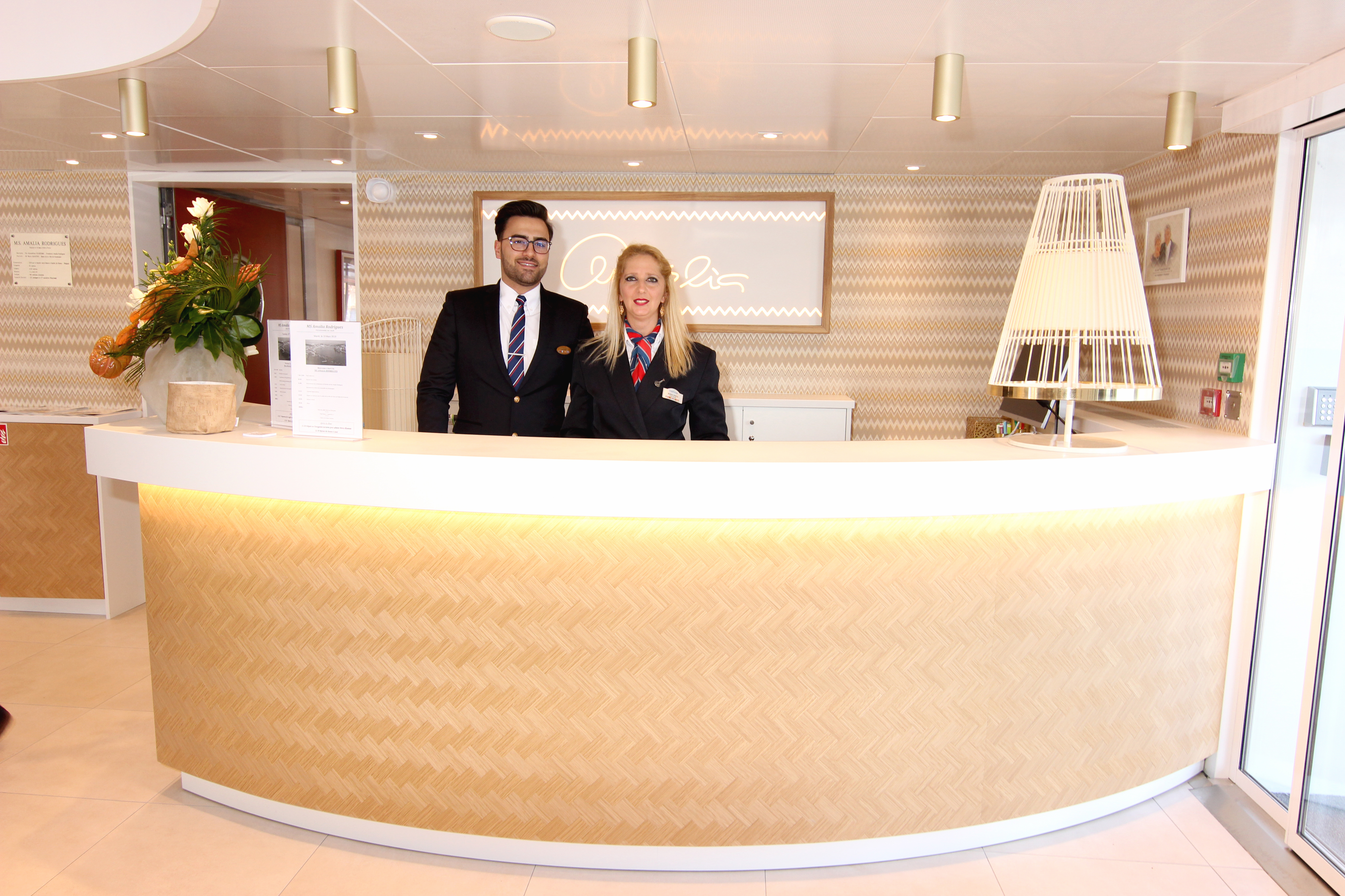 Receptionen är perfekt för att träffa vänner före utflykter eller få information från personalen