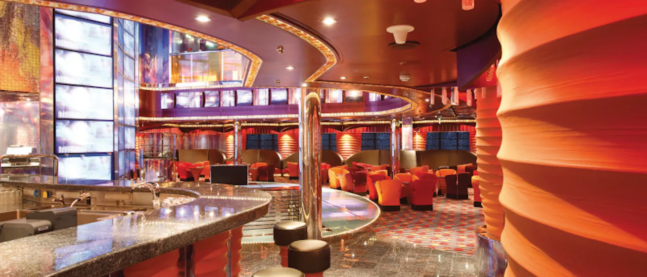 Unna dig en drink i baren!