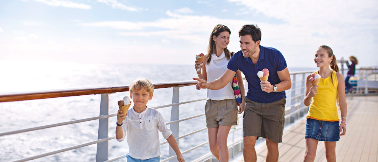 Á la carte-matsalen ingår tillsammans med buffetrestaurangen. Dessutom finns flera specialrestauranger – och en gelateria.