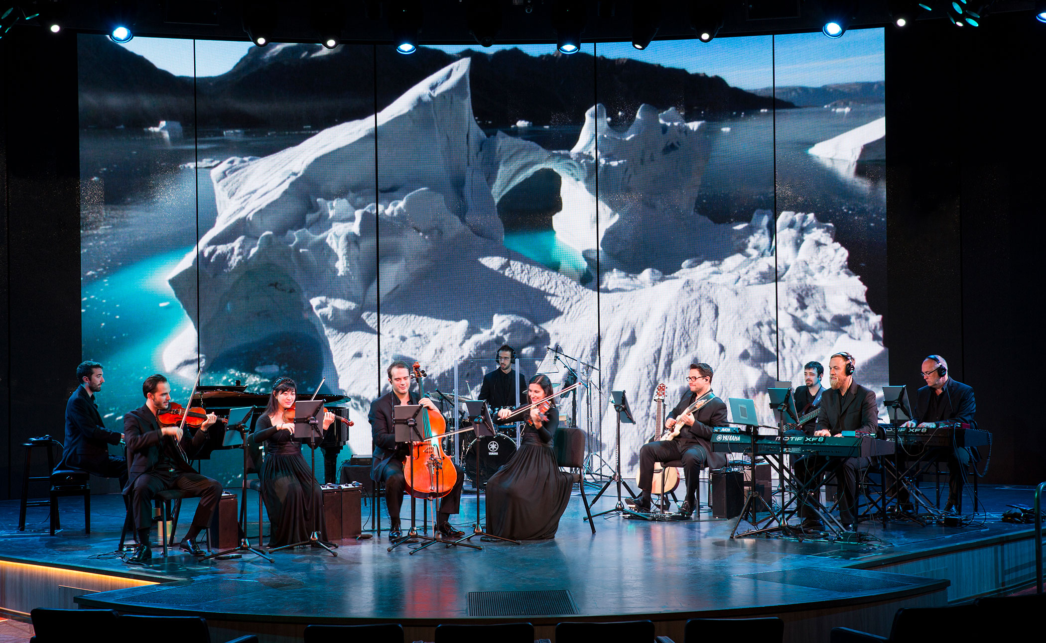 BBC Earth Experience – vår planets rika djurliv kommer till liv genom häpnadsväckande filmer och musik.