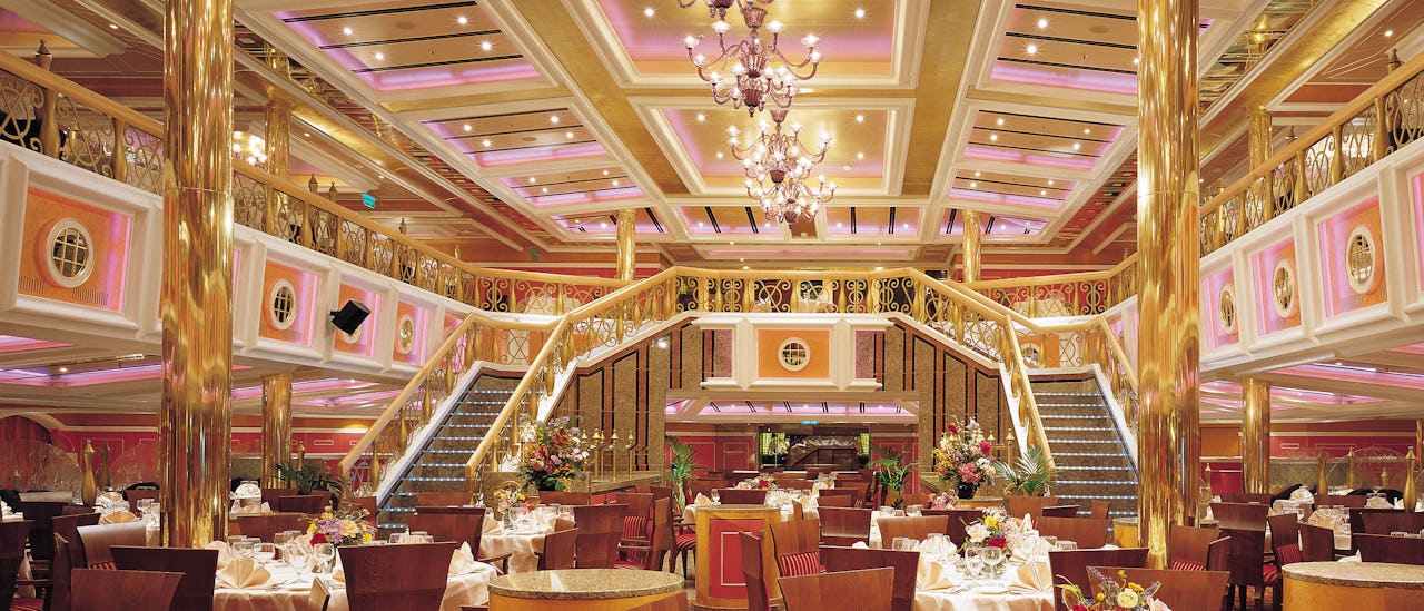 Á la carte-matsalen ingår kryssningsbiljetten