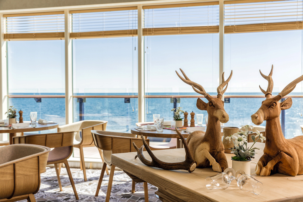 Upplev alpländska specialiteter, både traditionella och moderna, på Restaurant Schmankerl