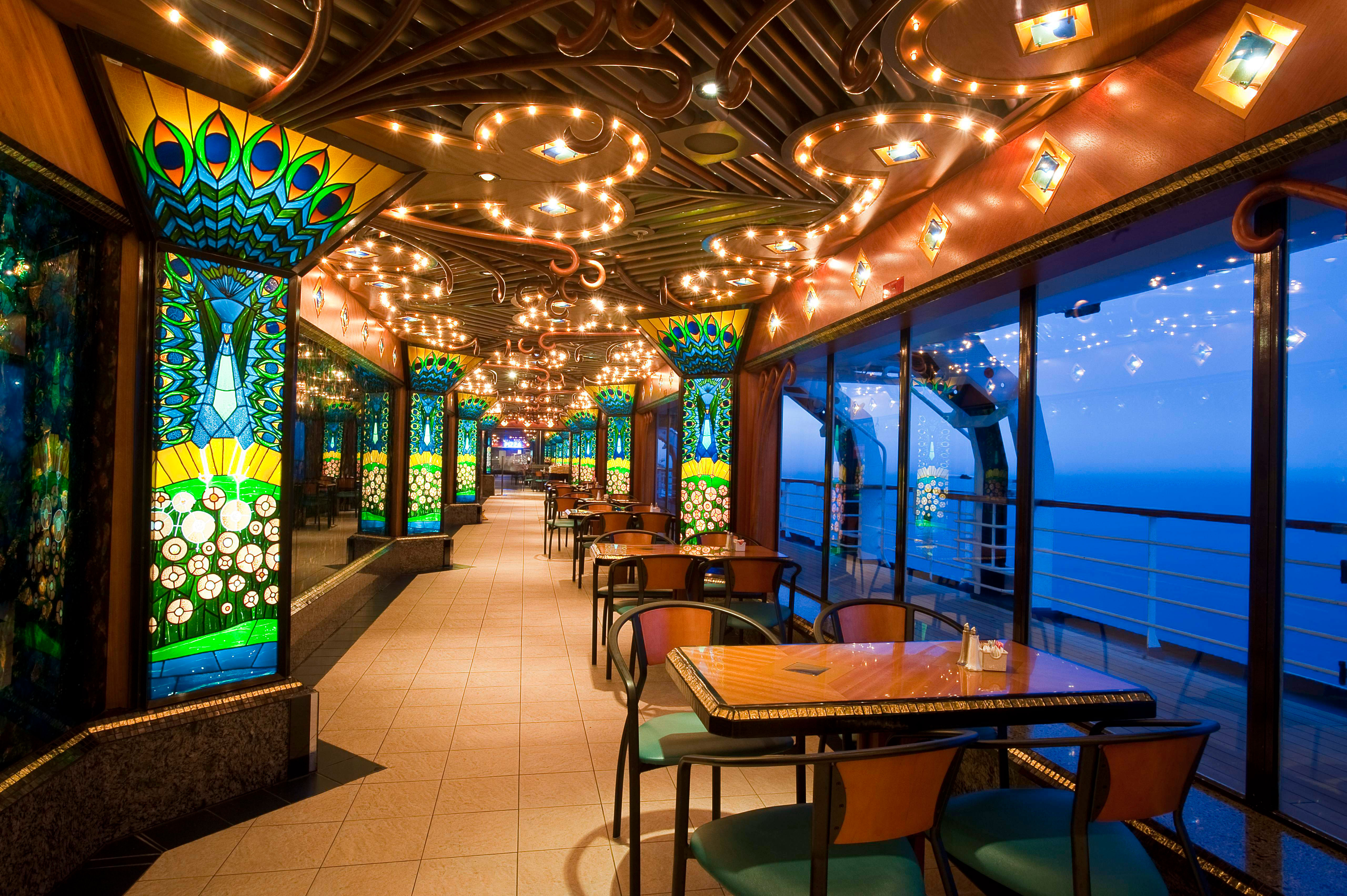 Á la carte-matsalen ingår tillsammans med buffetrestaurangen