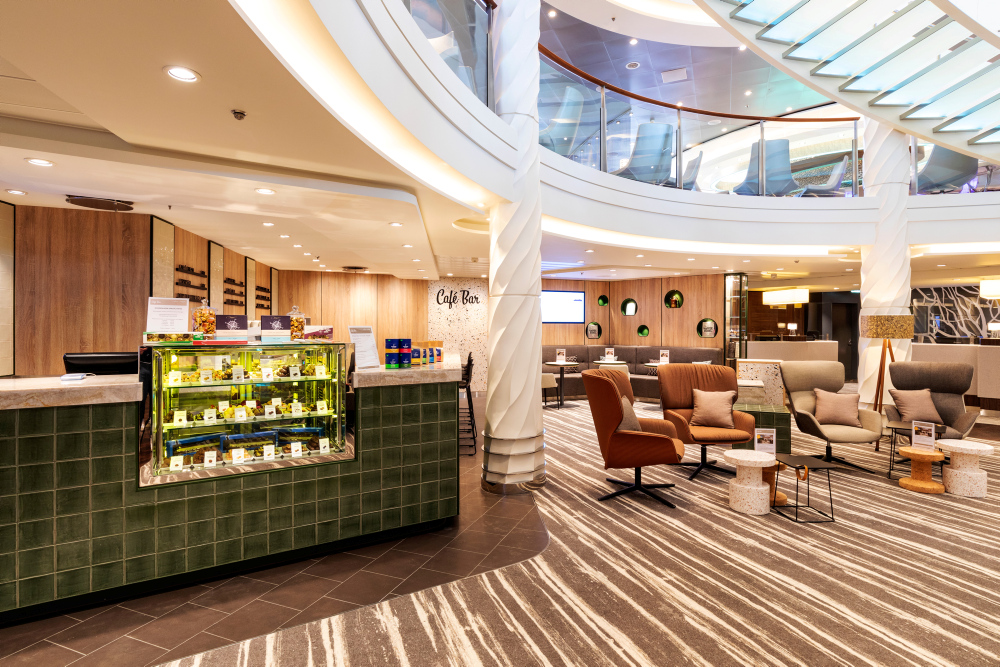 Välj mellan olika kaffesorter i kaffeloungen