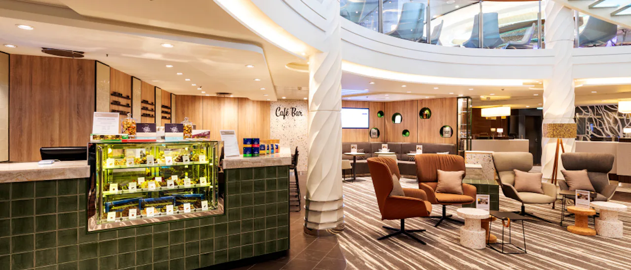 Välj mellan olika kaffesorter i kaffeloungen