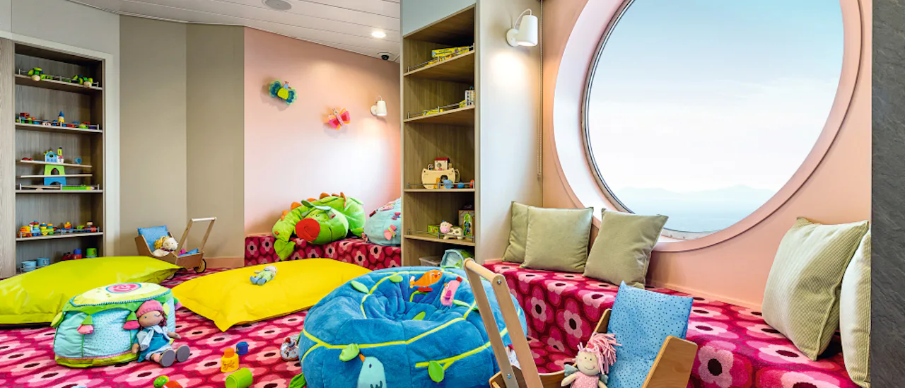 Baby-rummet erbjuder en speciell plats för vuxna och de mindre gästerna att vara tillsammans