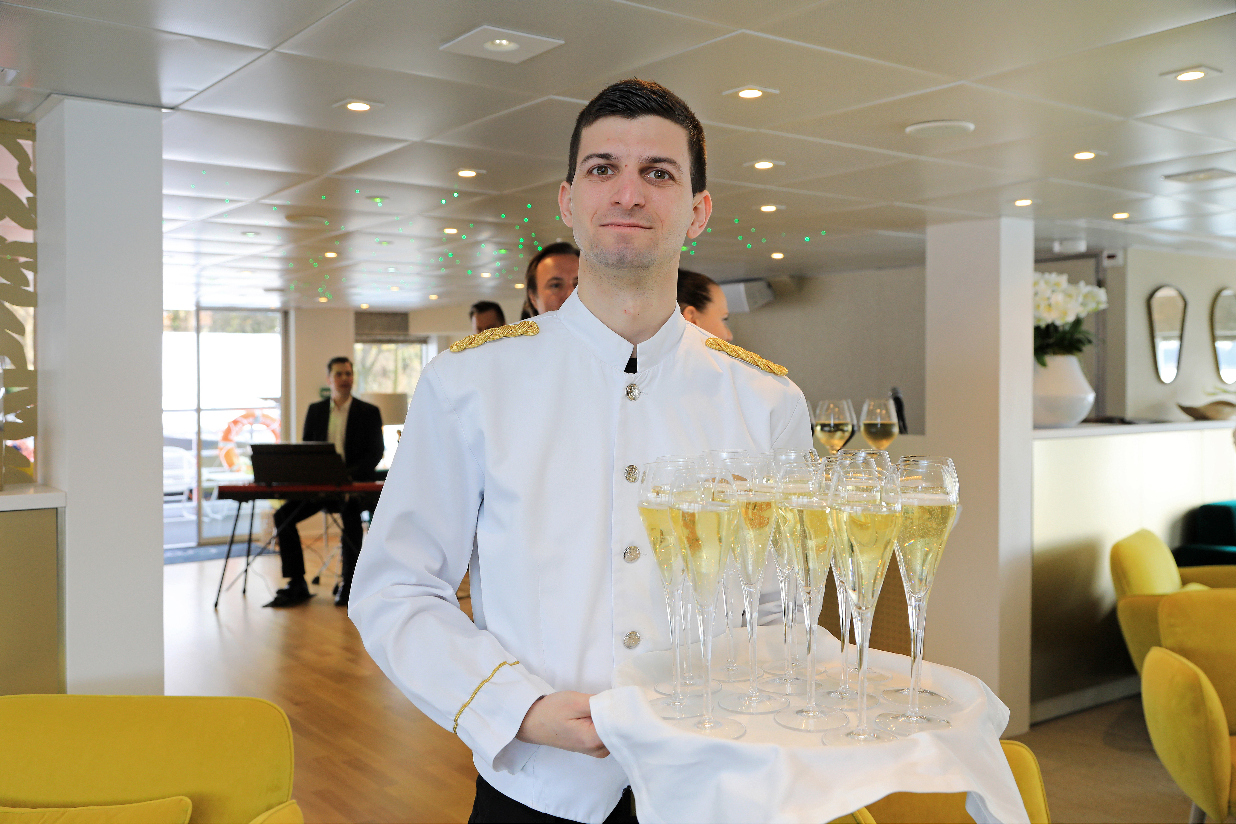 Ett glas champagne?