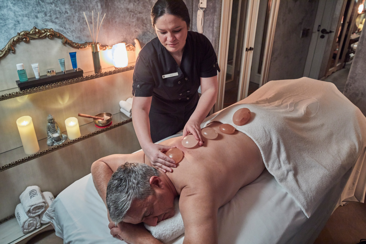 Njut av en massage på Spa
