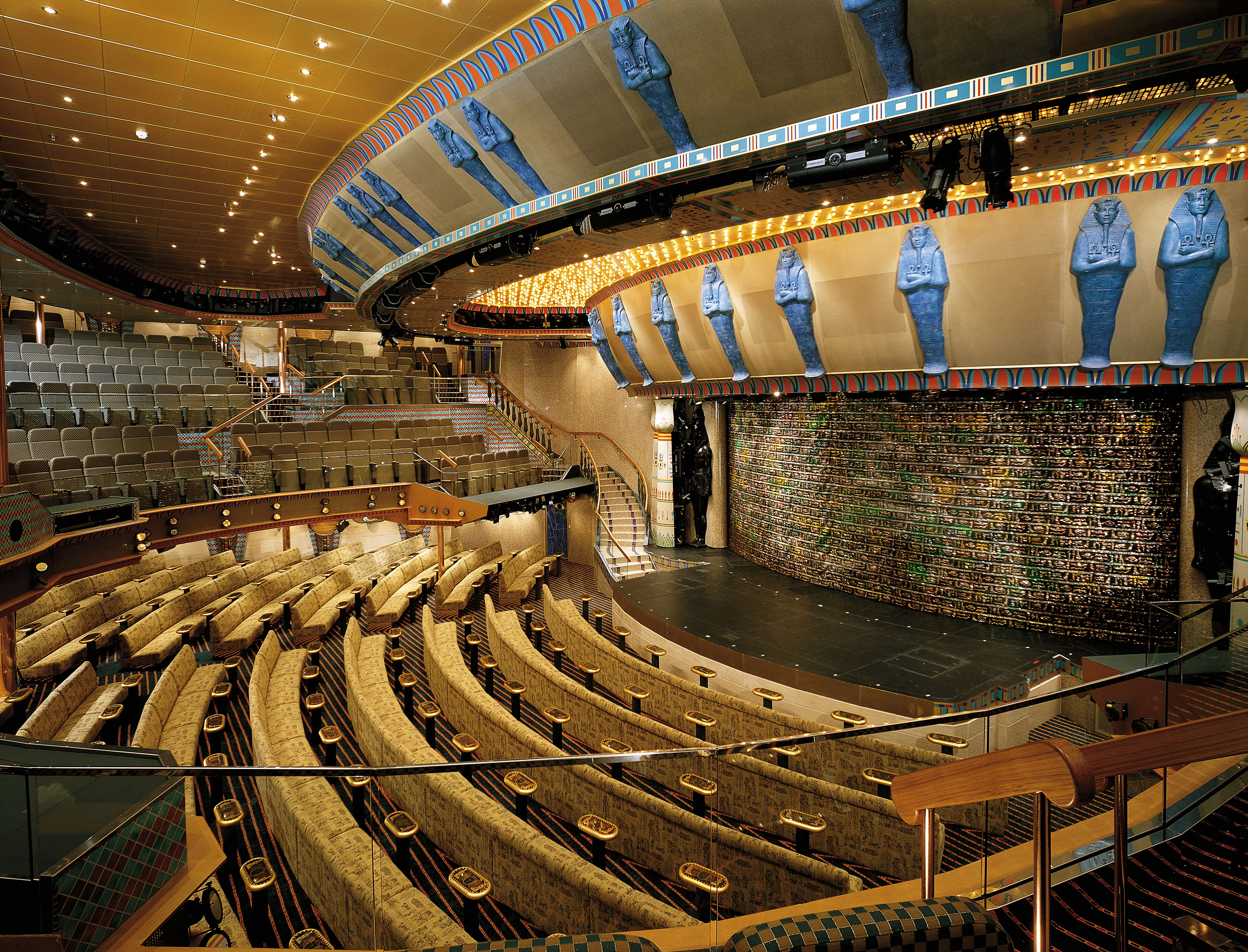 Teatern i väntan på en Las Vegas-inspirerad show