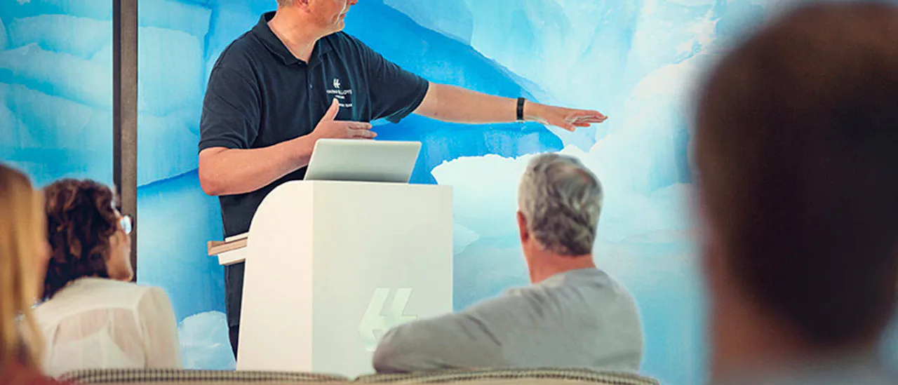HanseAtrium kommer att vara där dina dagliga föreläsningar är och fungera som en mötesplats för alla strandutflykter