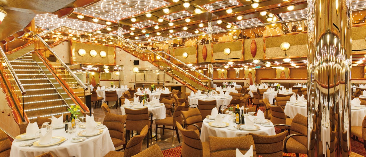 Á la carte-matsalen ingår tillsammans med buffet restaurangen