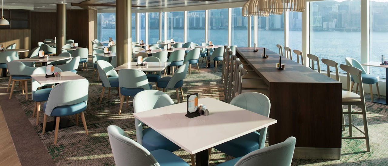 Njut av en värld av smaker i det marknadsinspirerade Oceanview Café
