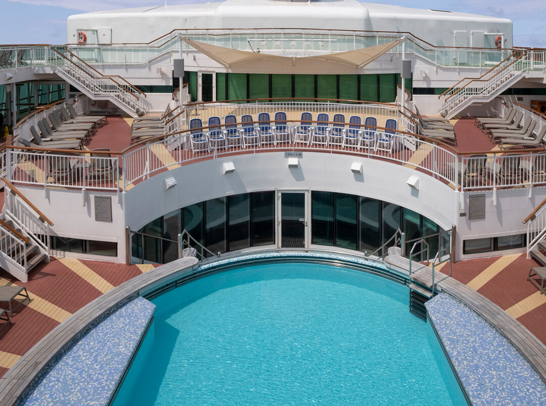 The Riviera Pool