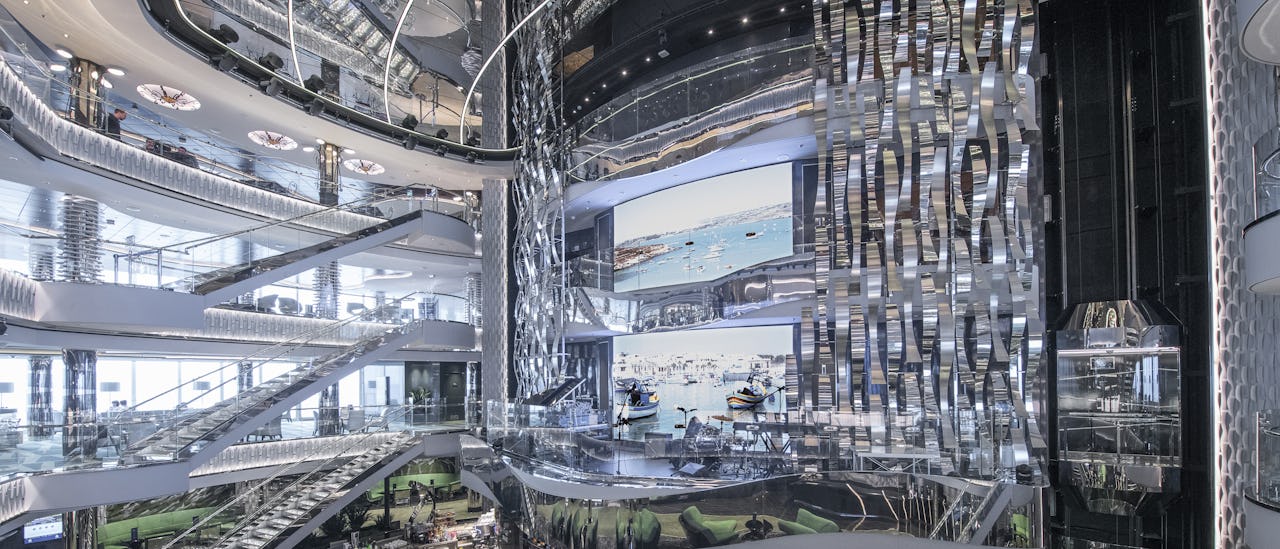 Atriet – MSC Seaviews hjärta