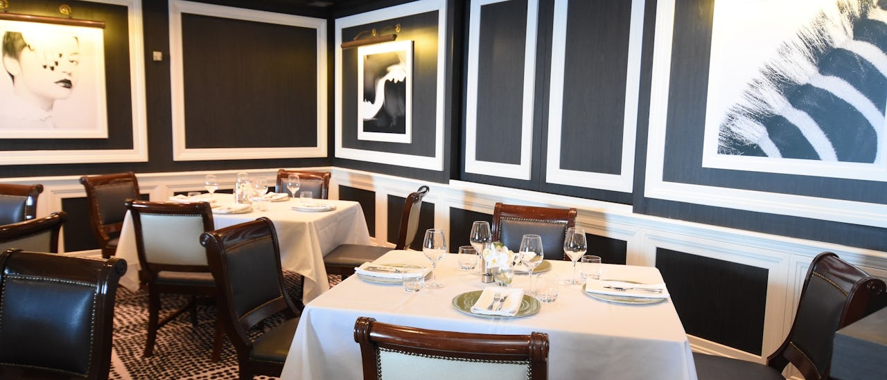 Luke’s Bar & Grill