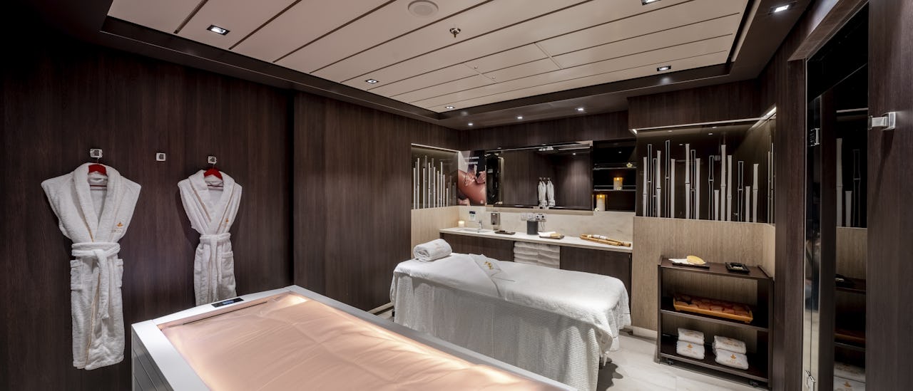 Koppla av på Aurea Spa