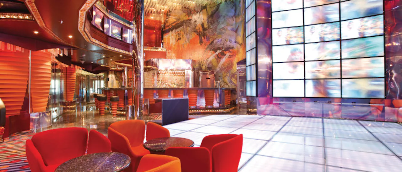 Altair Night club är öppen in på morgontimmarna