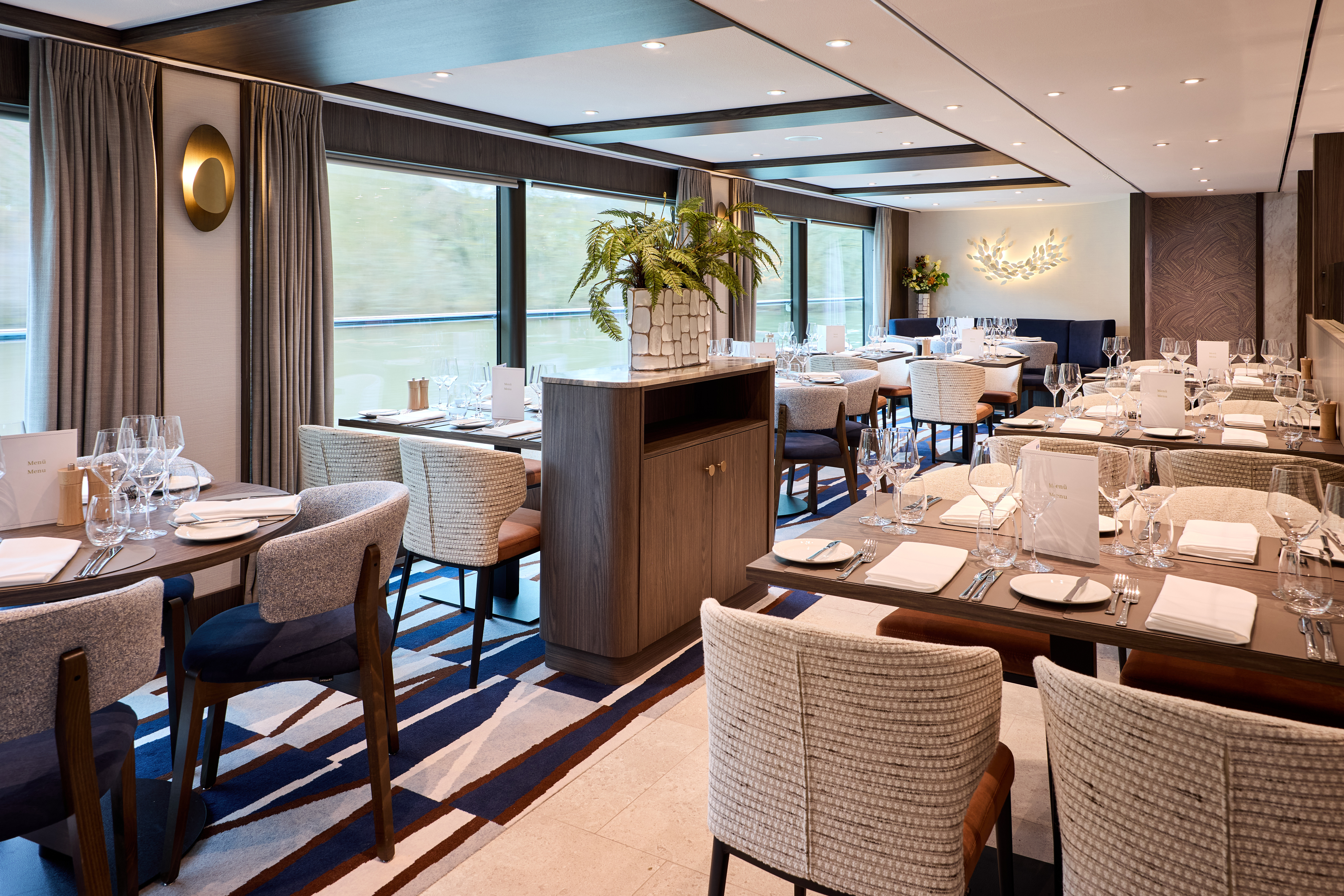 Riverside restaurant