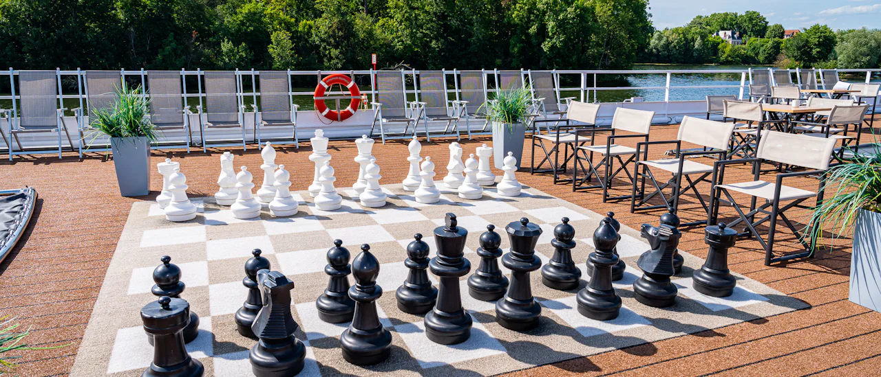Sun deck