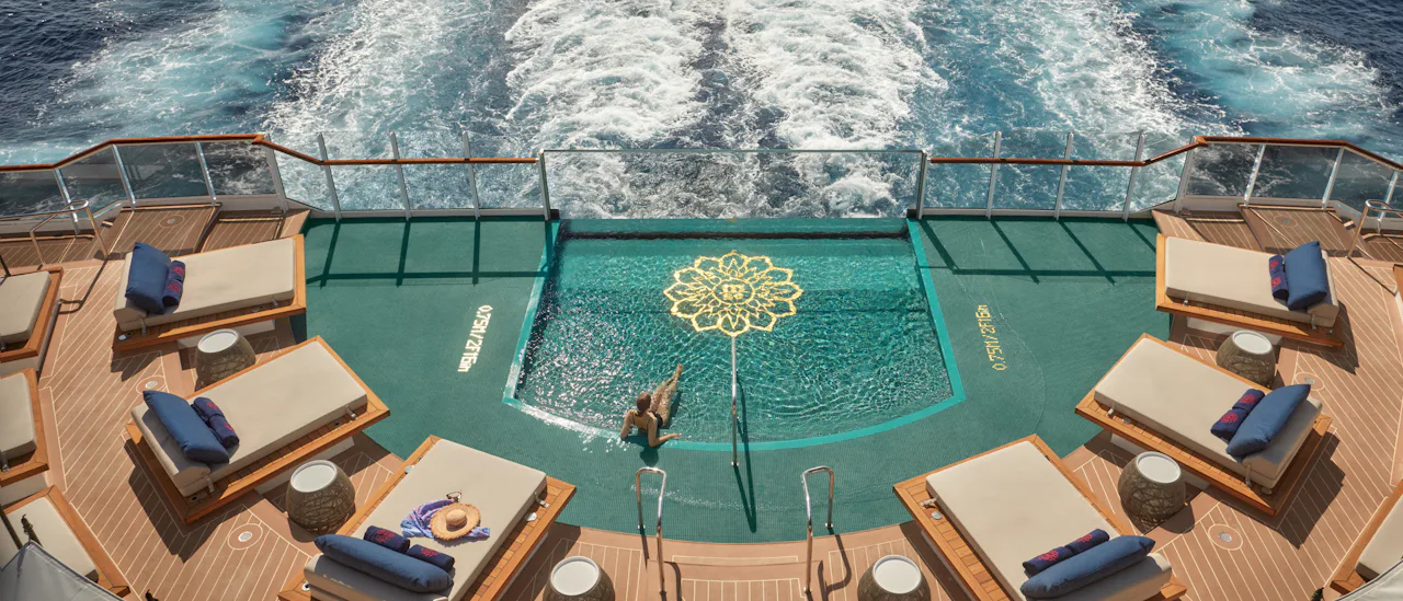 Astern Pool