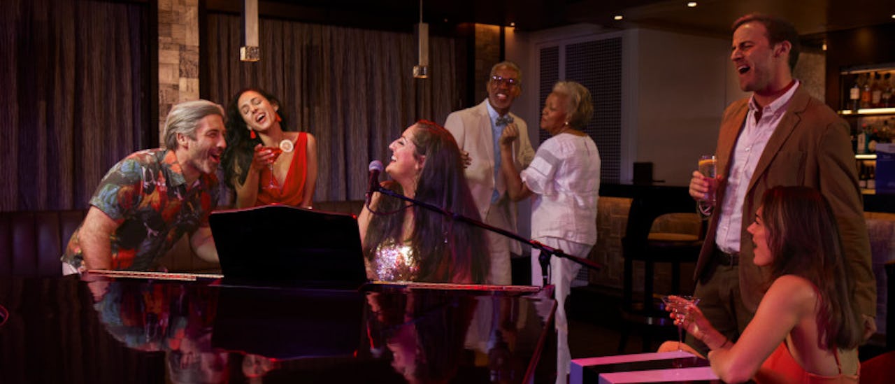 Härlig atmosfär i pianobaren