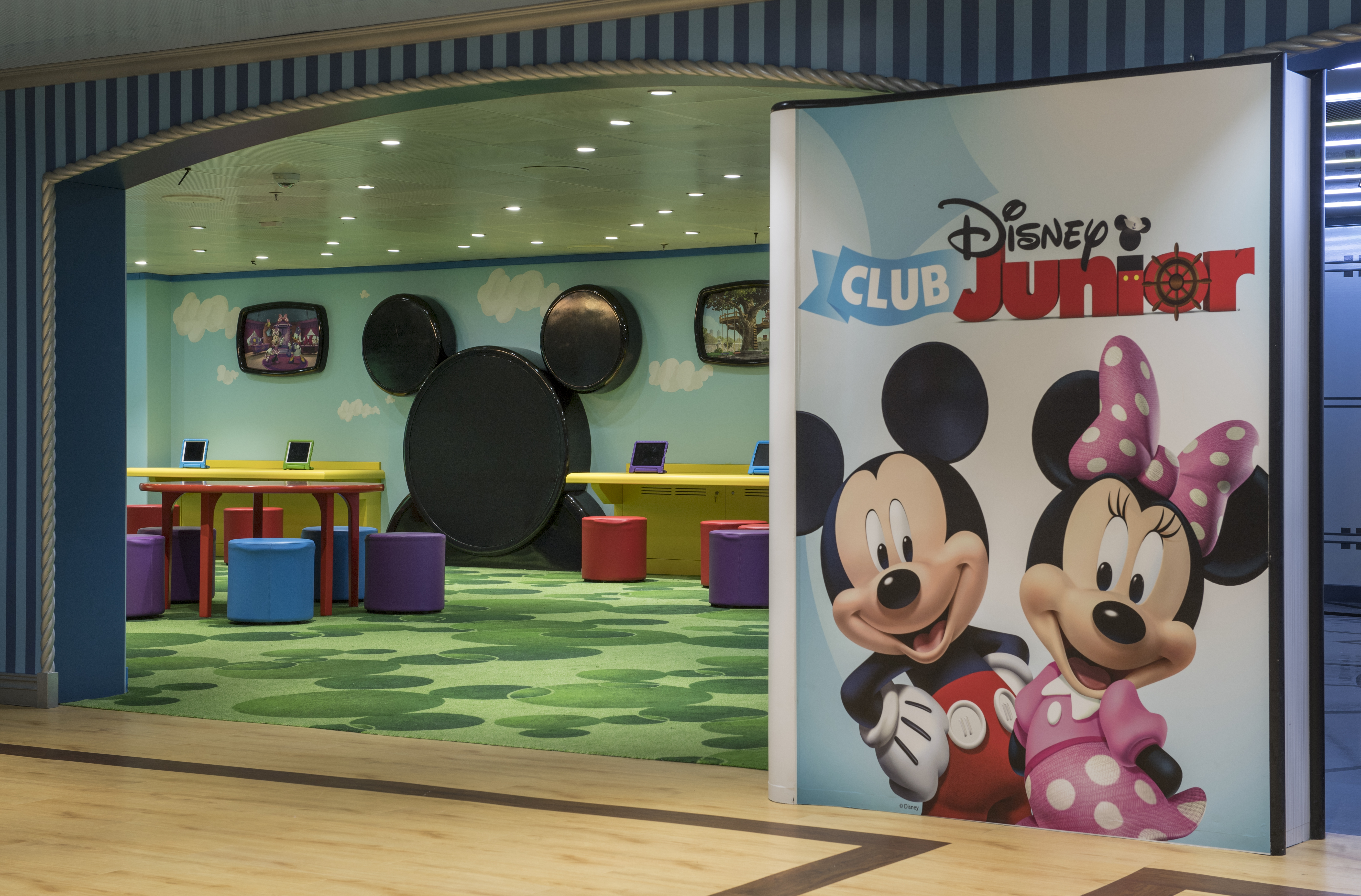 Barnklubbar med Disney-tema ingår