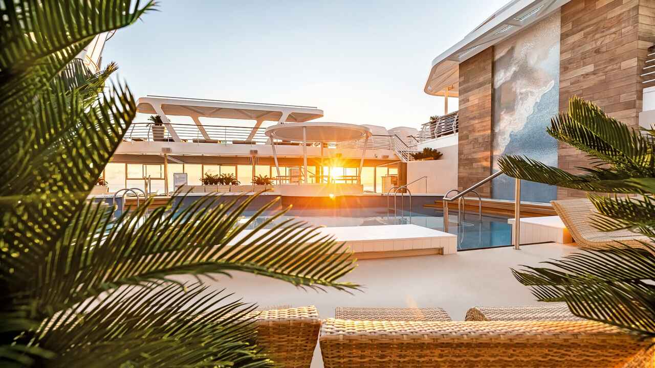 Det öppna området runt lagunen bjuder in till total avkoppling