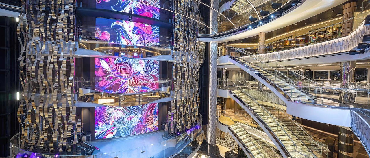 The atrium – fartyges mittpunkt