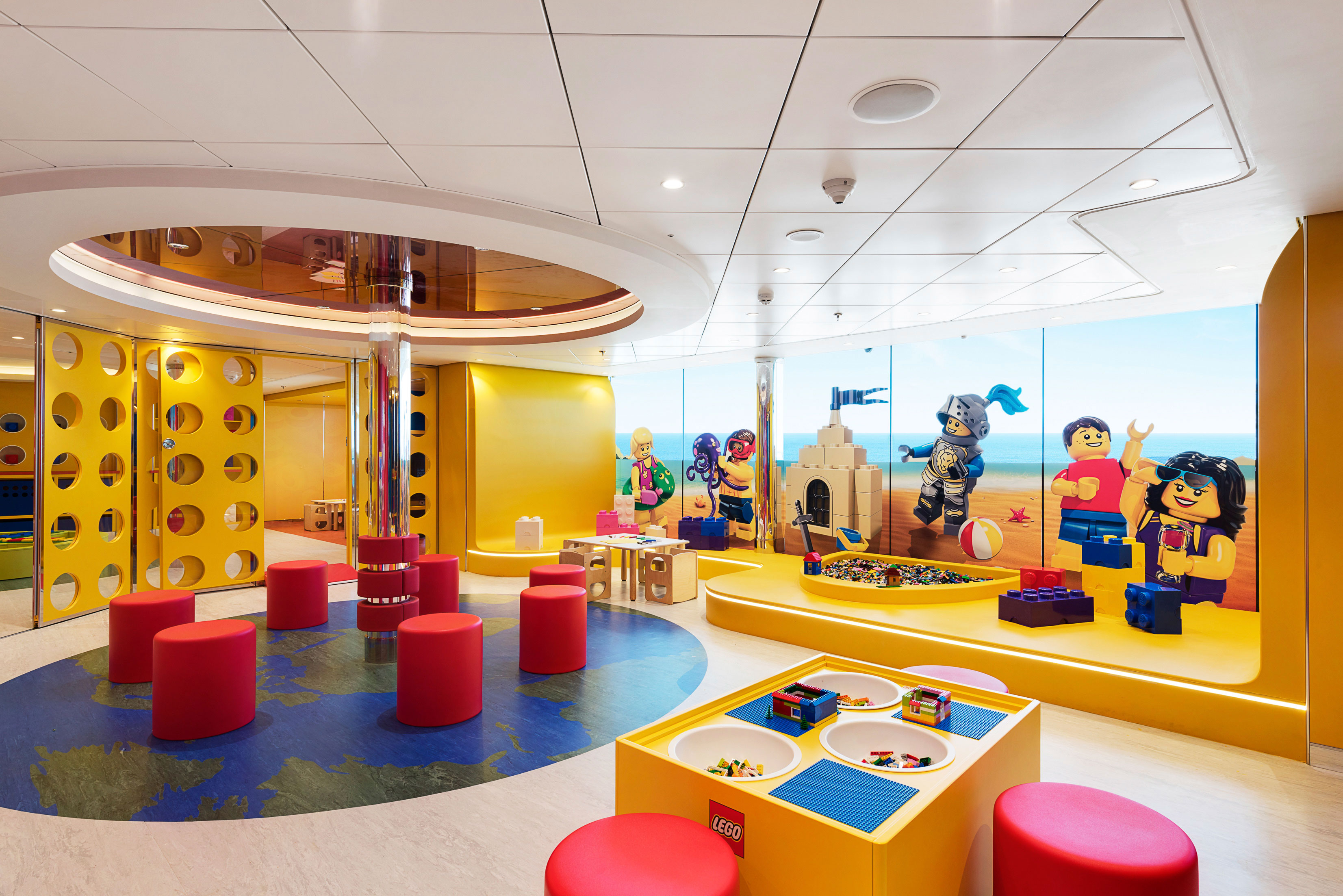 Barn- och ungdomsklubbar i samarbete med Lego ingår