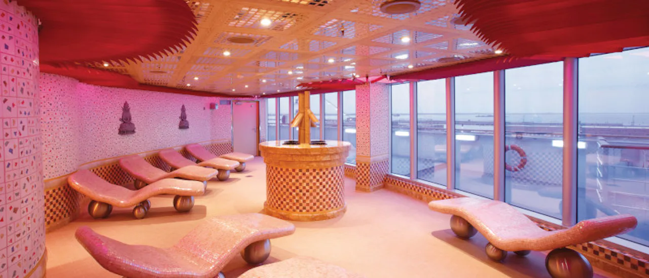 Koppla av i Cloud 9 Spa Lounge