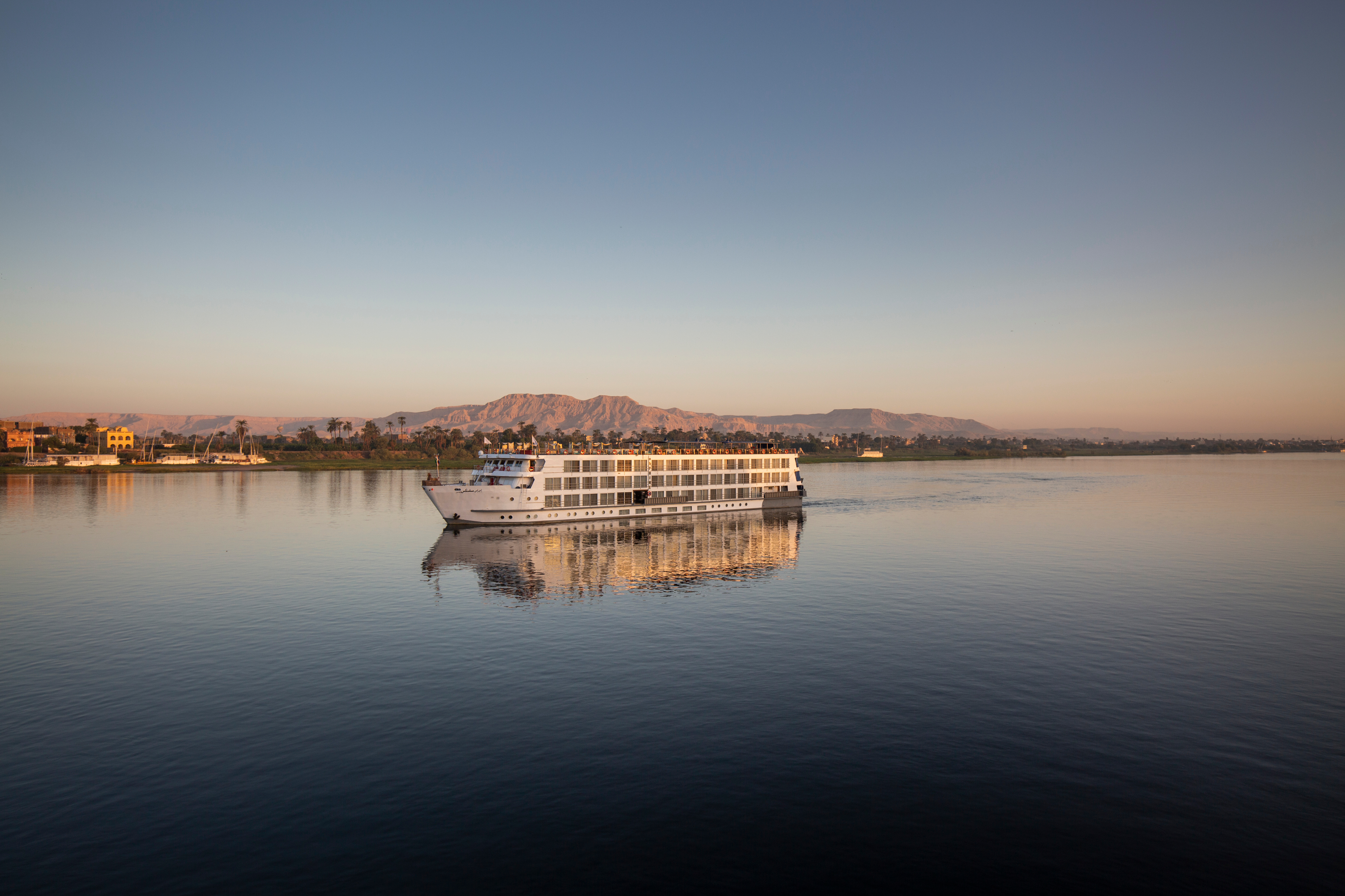Bilden visar fartyget S.S. Sphinx från Uniworld River Cruises