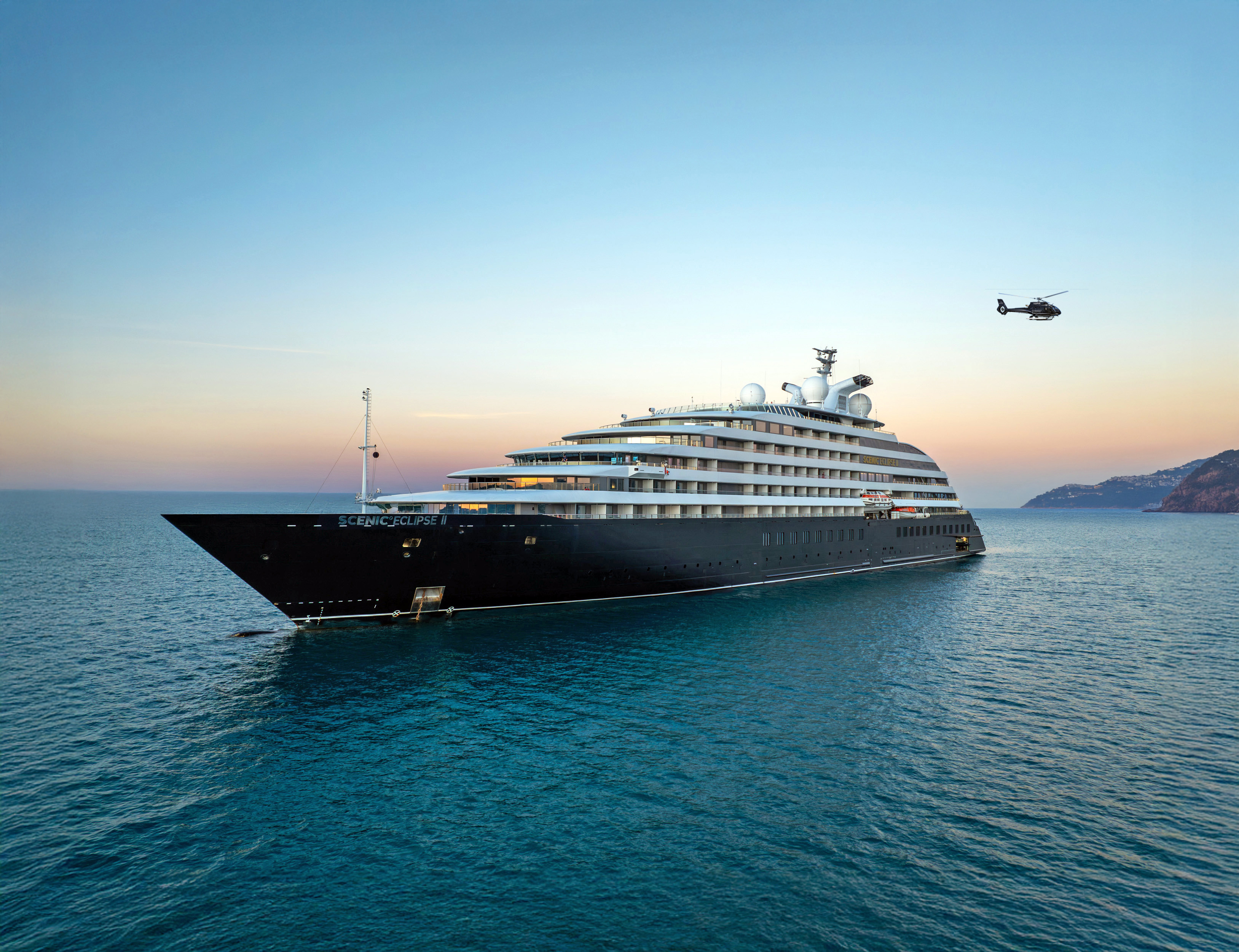 Bilden visar fartyget Scenic Eclipse II