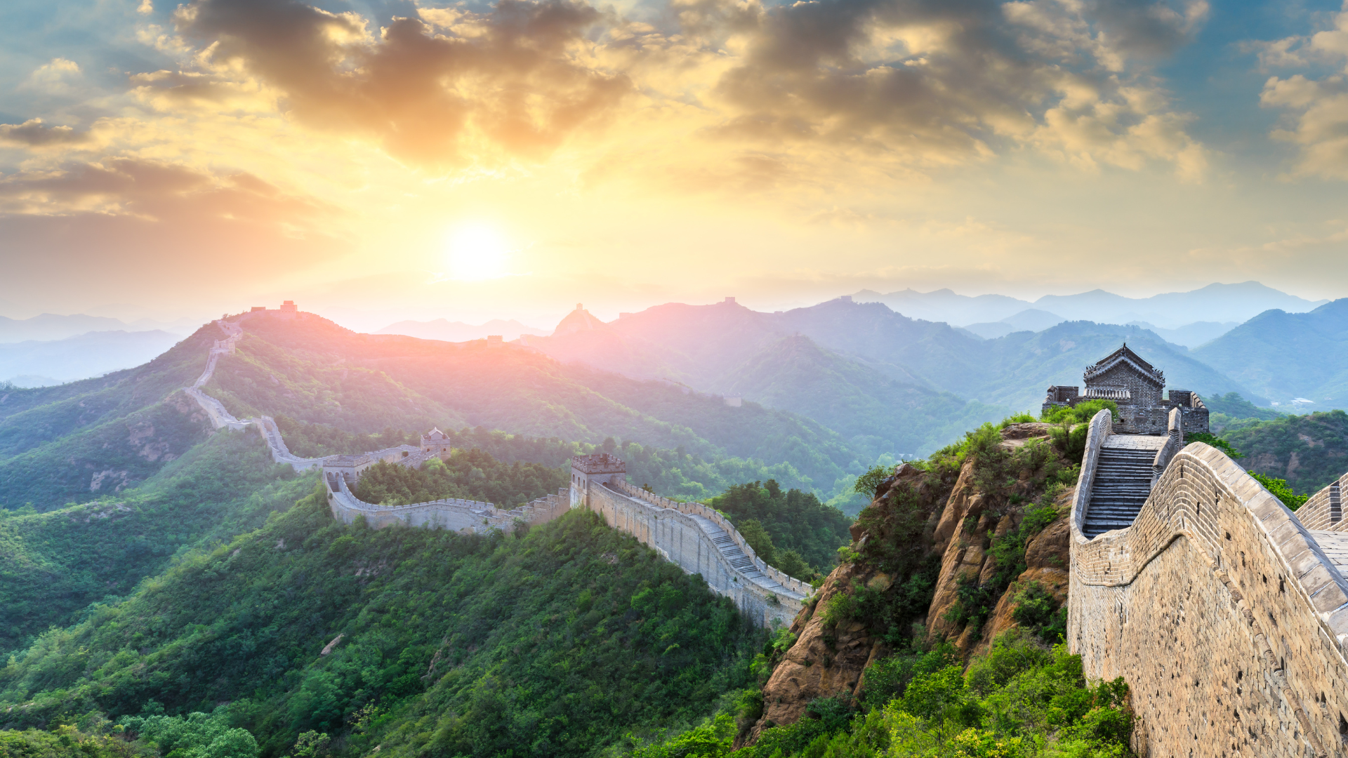 Upplev UNESCOs världsarv i Asien på en kryssning. Bilden visar den kinesiska muren i Kina.