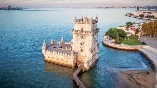 Upptäck Portugal på en kryssning i västra Medelhavet.