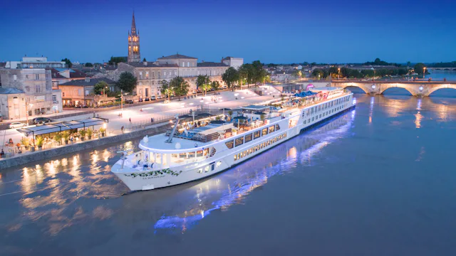 Bilden visar fartyget S.S. Bon Voyage från Uniworld River Cruises