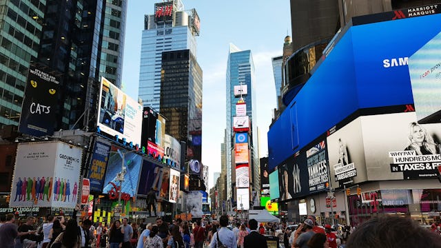 Upplev Times Square i New York.