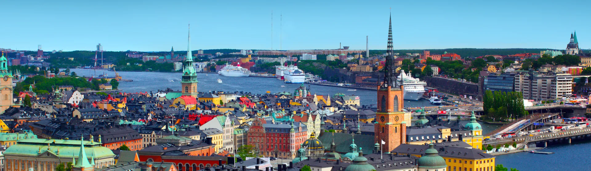 Bilden visar en översikt av Sveriges huvudstad Stockholm. Kryssa från Stockholm och boka hos Cruise Market.