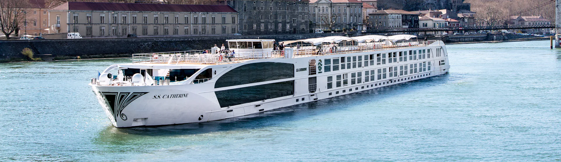 Bilden visar fartyget S.S Catherine från Uniworld River Cruises