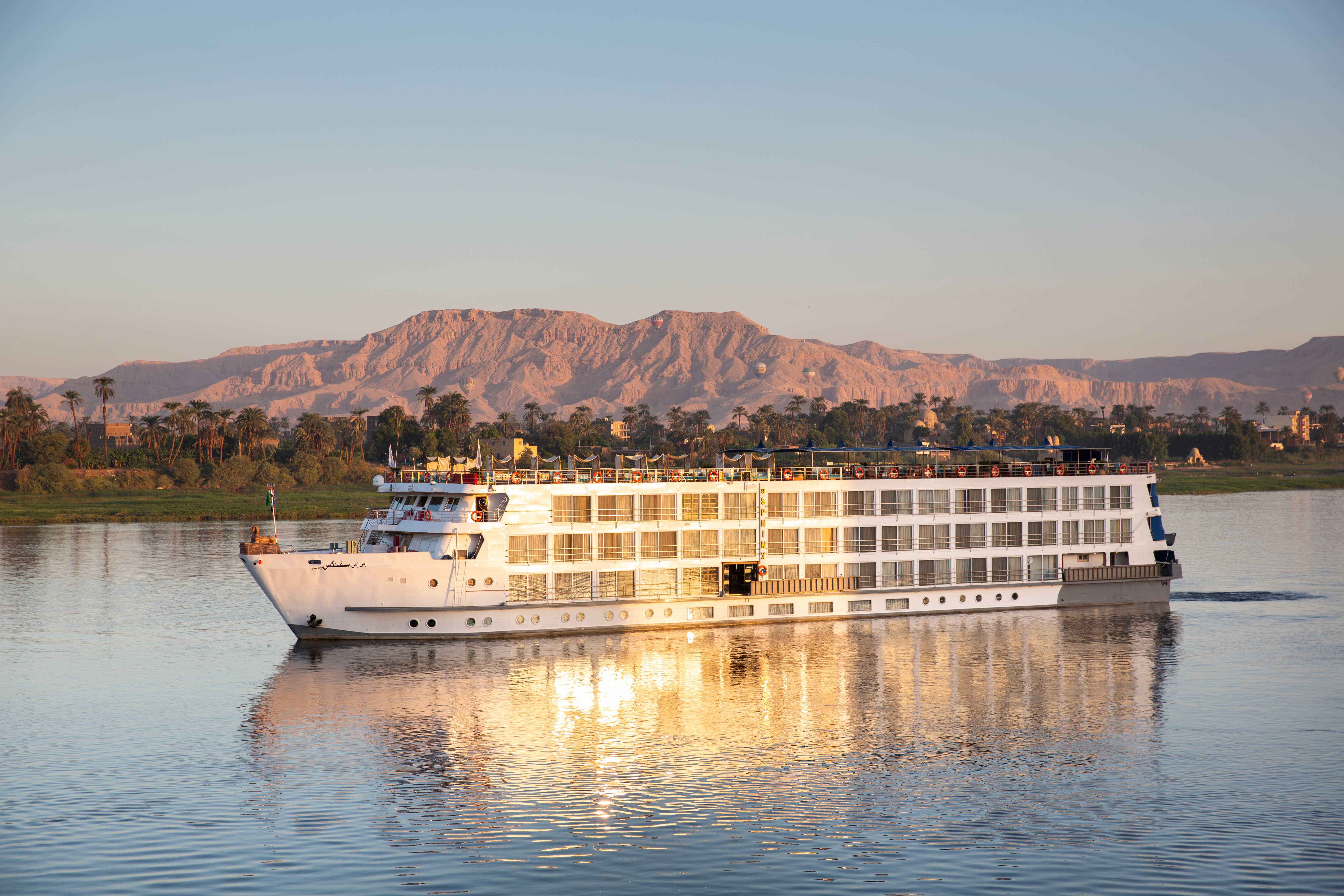 Bilden visar fartyget S.S. Sphinx från Uniworld River Cruises